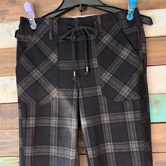 Democracy Black and Gray High Rise Pants - Picture 3 of 5